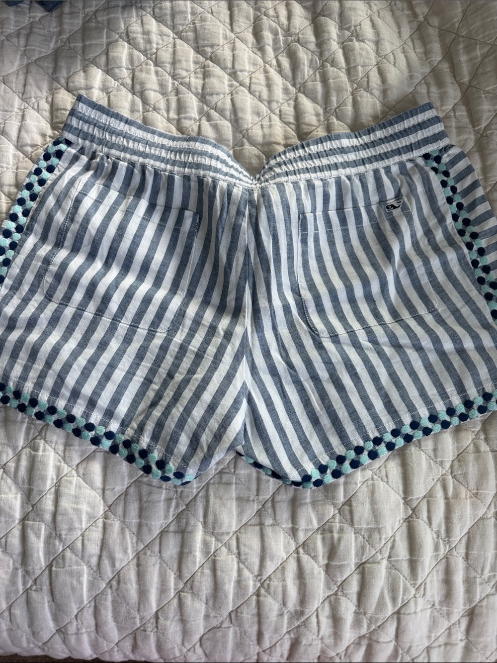 Vineyard Vines White and Blue Striped Elastic Waist Shorts - Picture 3 of 3
